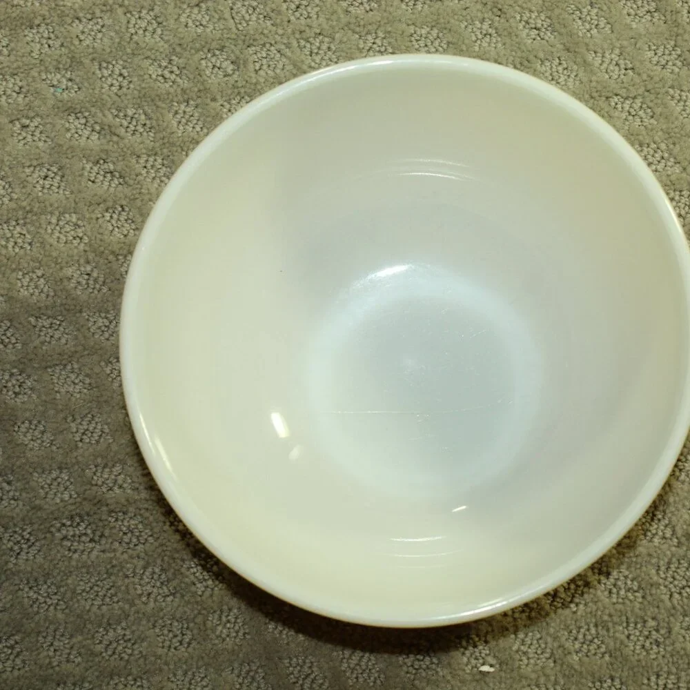 Vintage PYREX Nesting Mixing Bowls Red #402 and Yellow #403 Set of 2